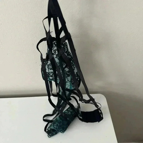 NWOT HAUTY Strappy Embroidered Mesh Thong Teddy in Nightshade  S - Picture 5 of 6